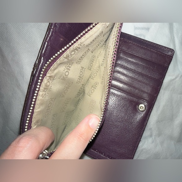 Michael Kors hobo/wallet bundle - Picture 15 of 16